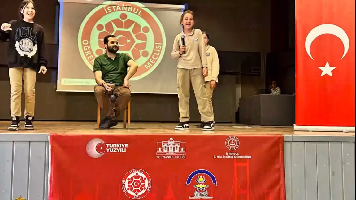 Sayın Yavuz YİĞİT bir söyleşi gerçekleştirdi.