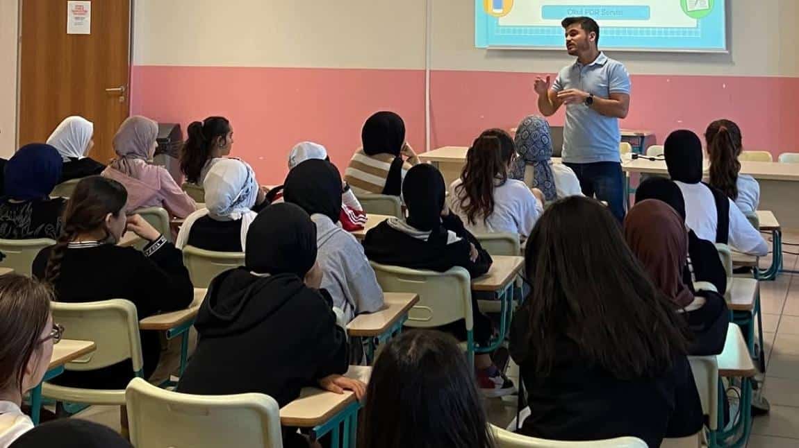 Öğrencilerimize yönelik LGS'ye hazırlık semineri düzenledik!